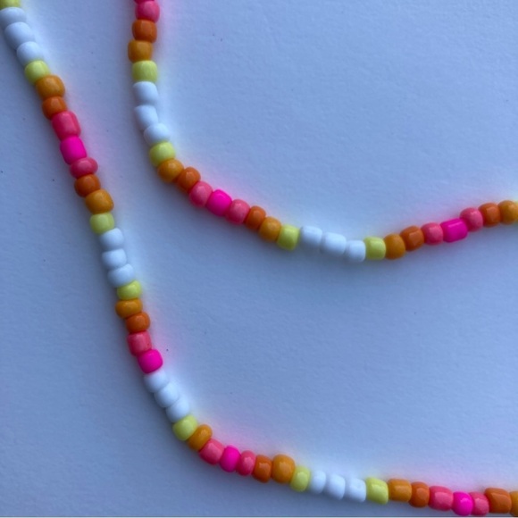 Handmade Beaded Necklace  | D12 - Picture 4 of 6